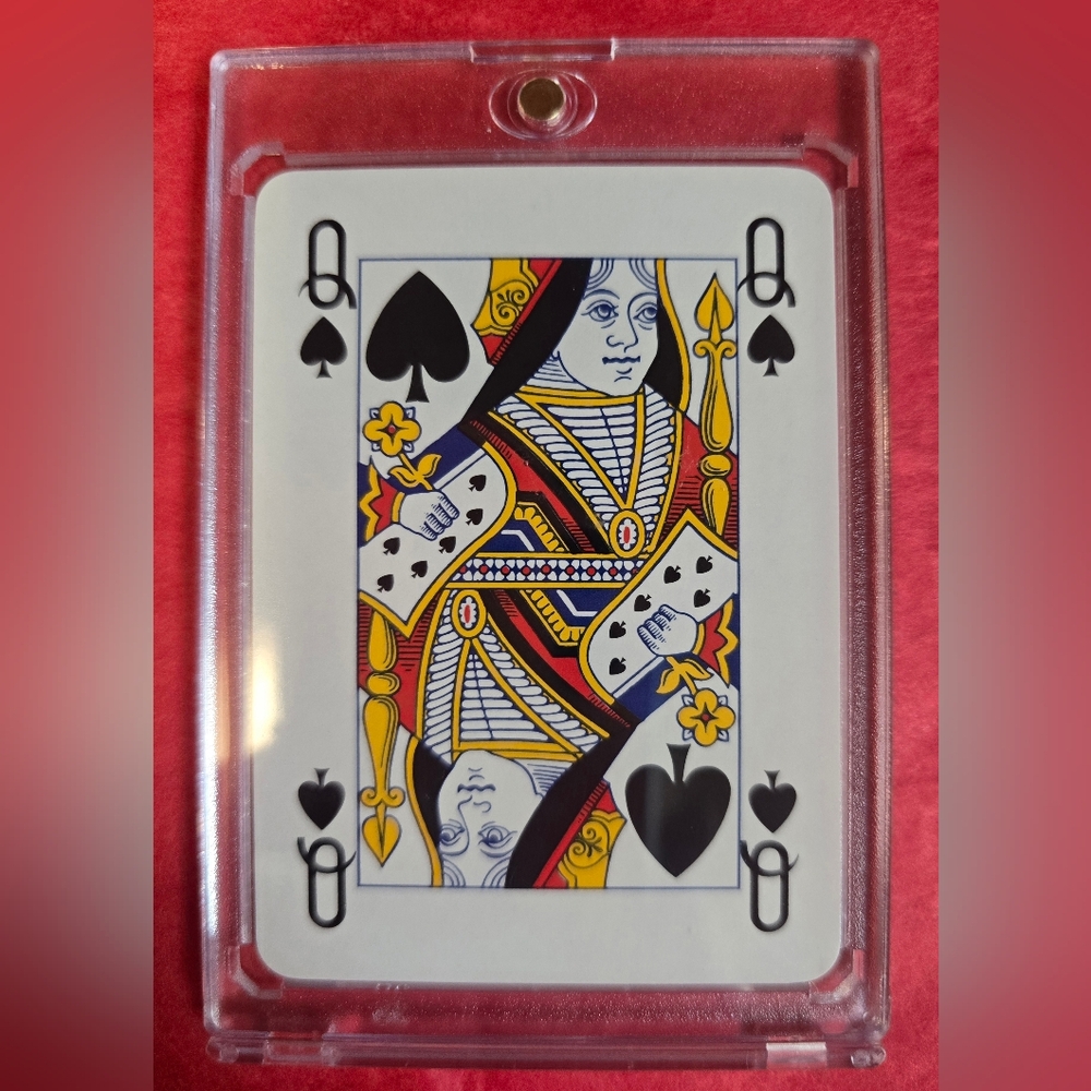 Gucci GG Card W Display Case & Stand. Ace ♠️ King ♠️ Q♠️ J♠️ 10 ♠️CHOOSE ONE - Picture 14 of 16